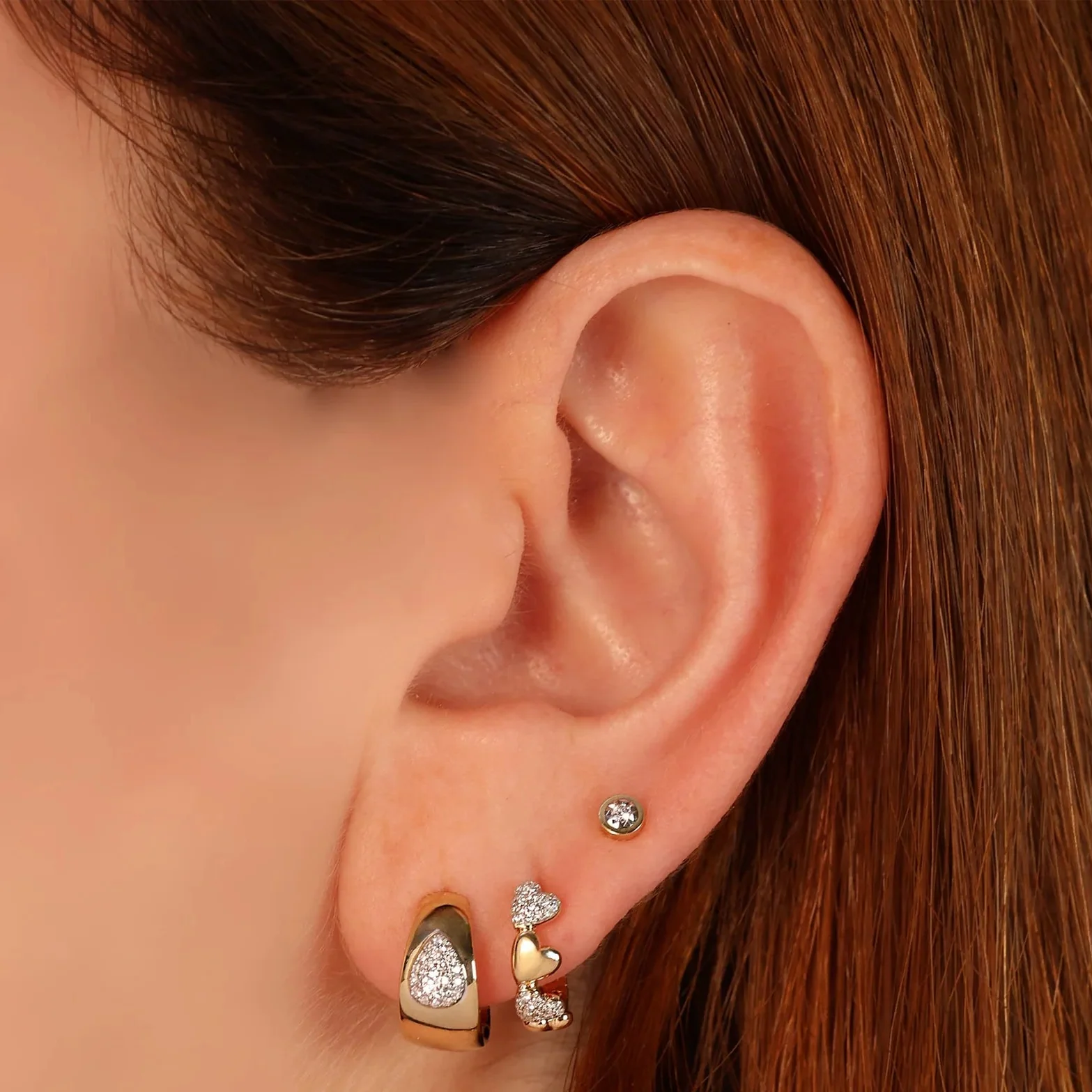 0.04ctw Diamond Bezel Stud Earring - Image 2