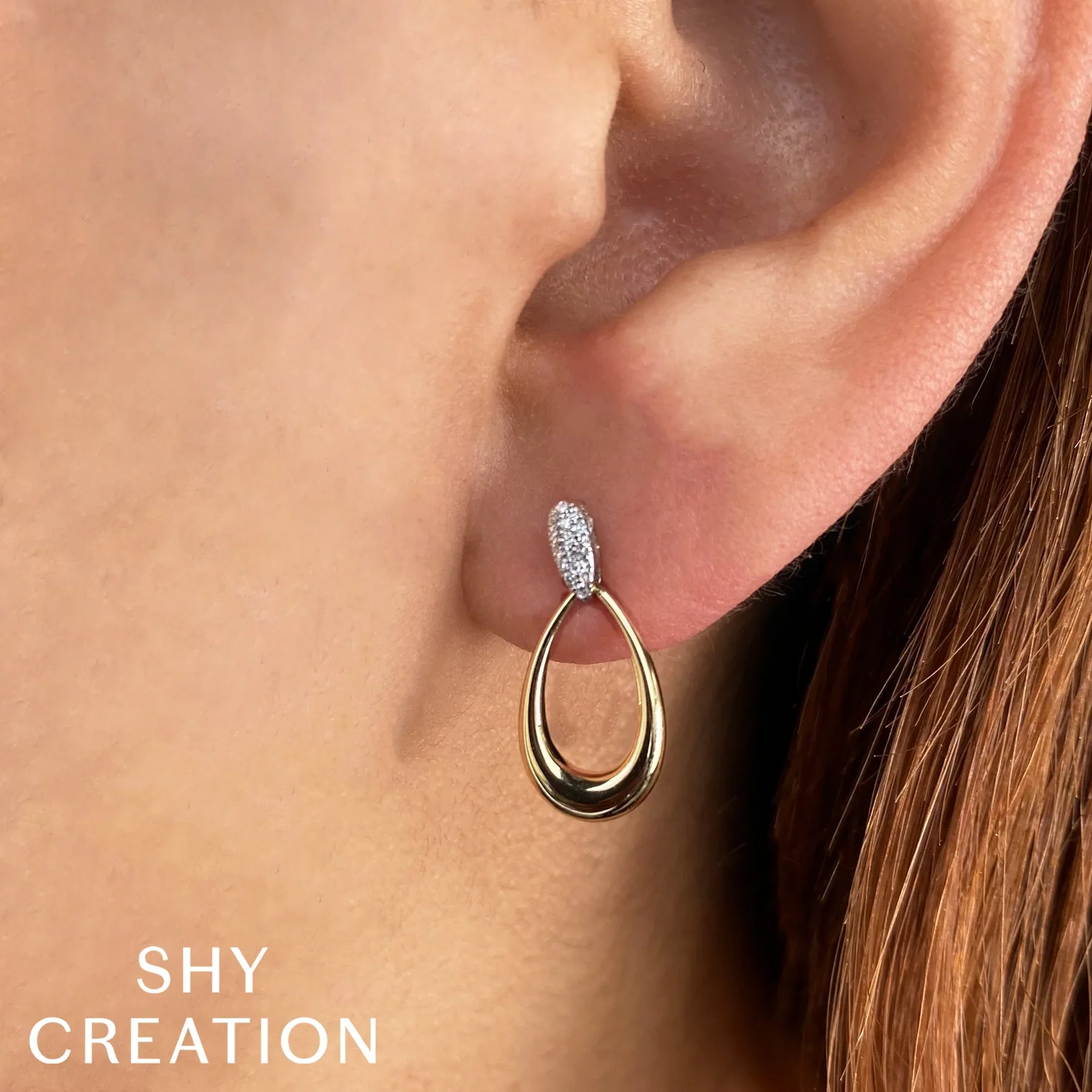 0.07ctw Diamond Teardrop Dangle Earring - Image 2