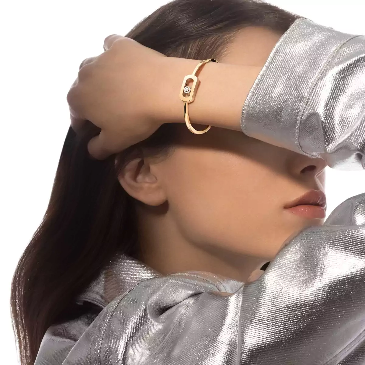 0.11ctw Yellow Gold Diamond Bangle Bracelet - Image 3