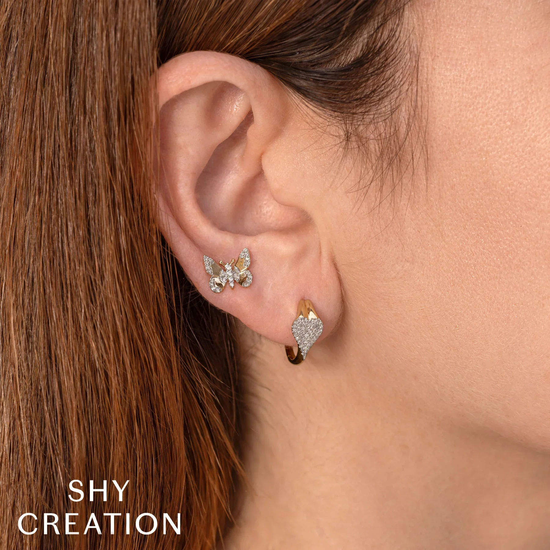 0.17ctw Diamond Pave Heart Huggie Earring - Image 2
