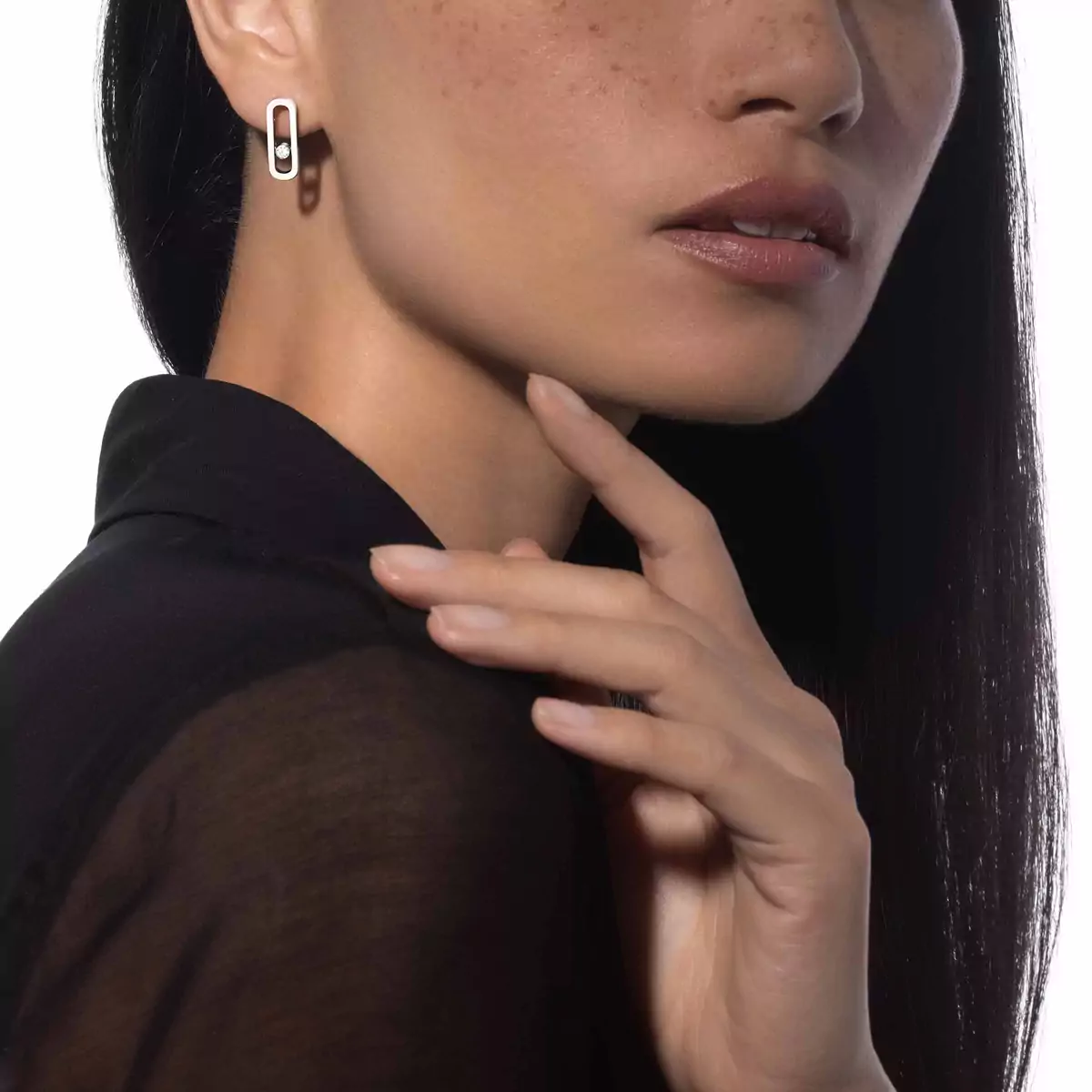 0.16ctw White Gold Diamond Earrings - Image 2