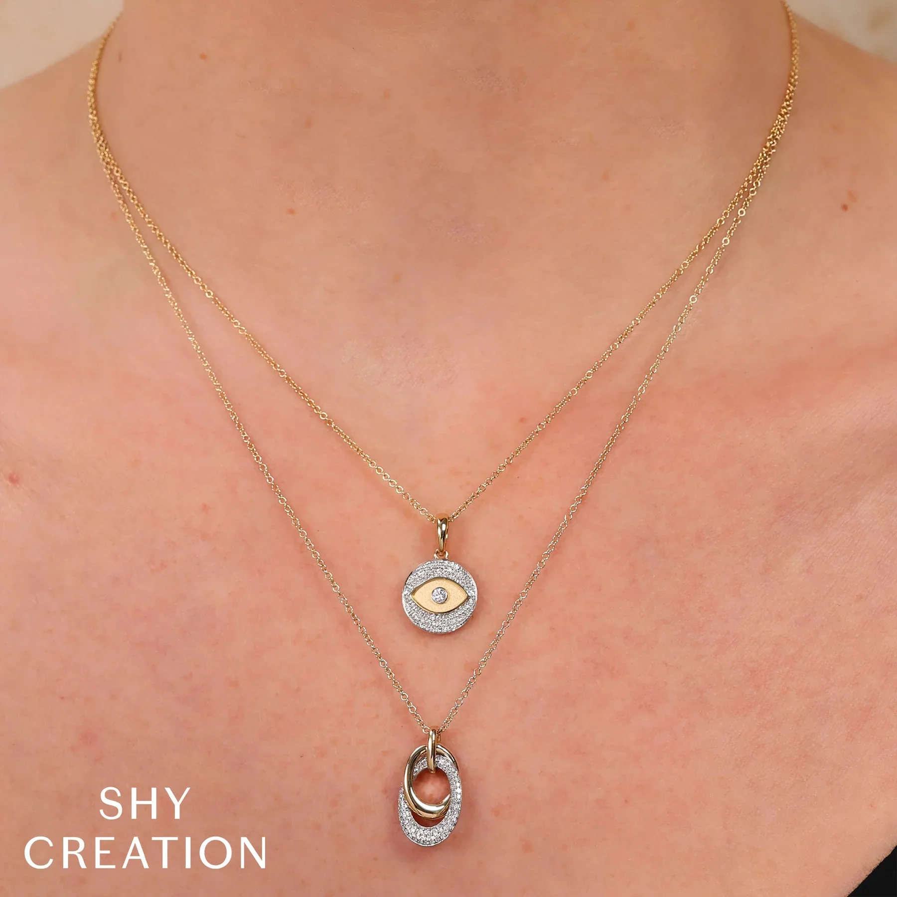 0.17ctw Diamond Pave Oval Necklace - Image 2