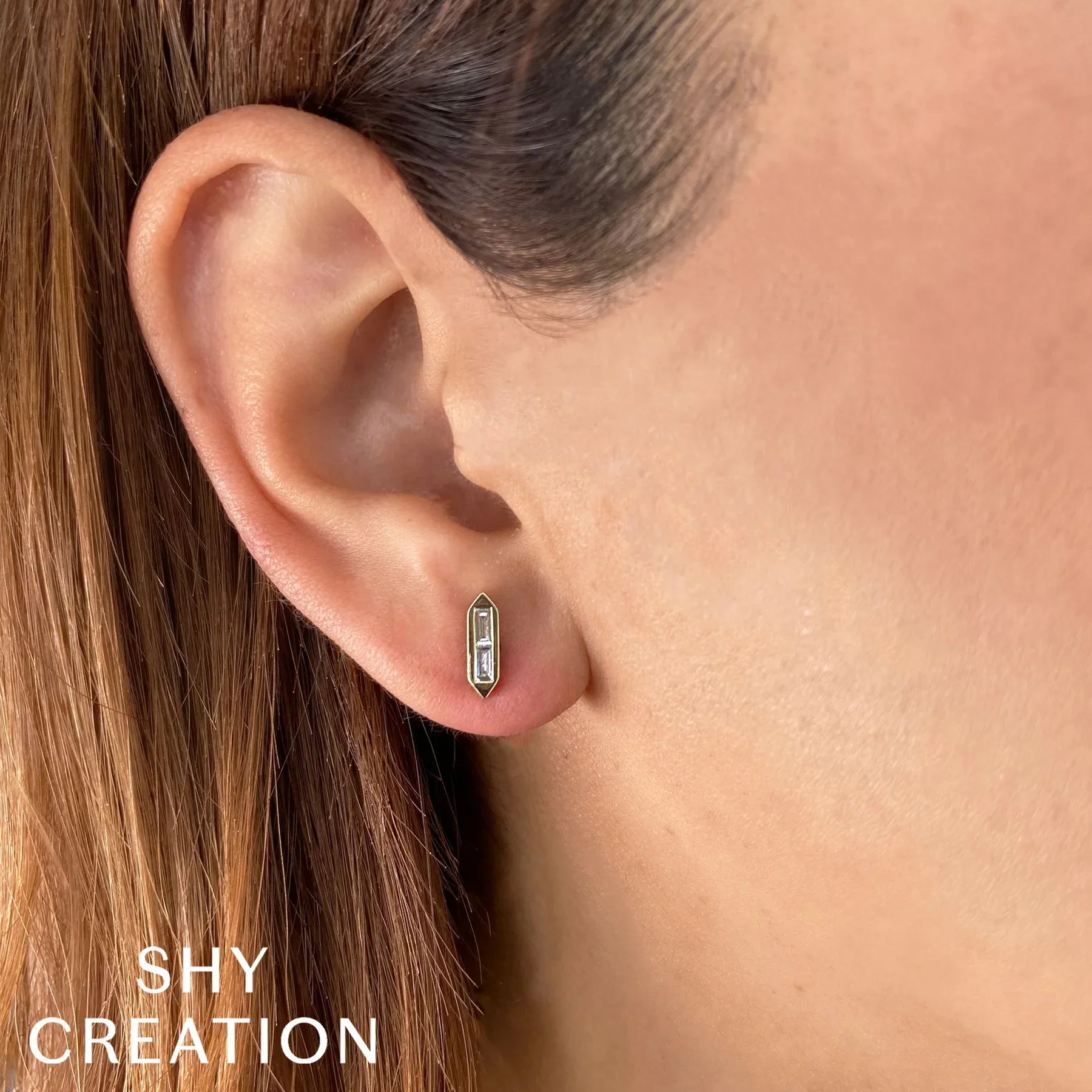 0.18ctw Diamond Baguette Earring - Image 2