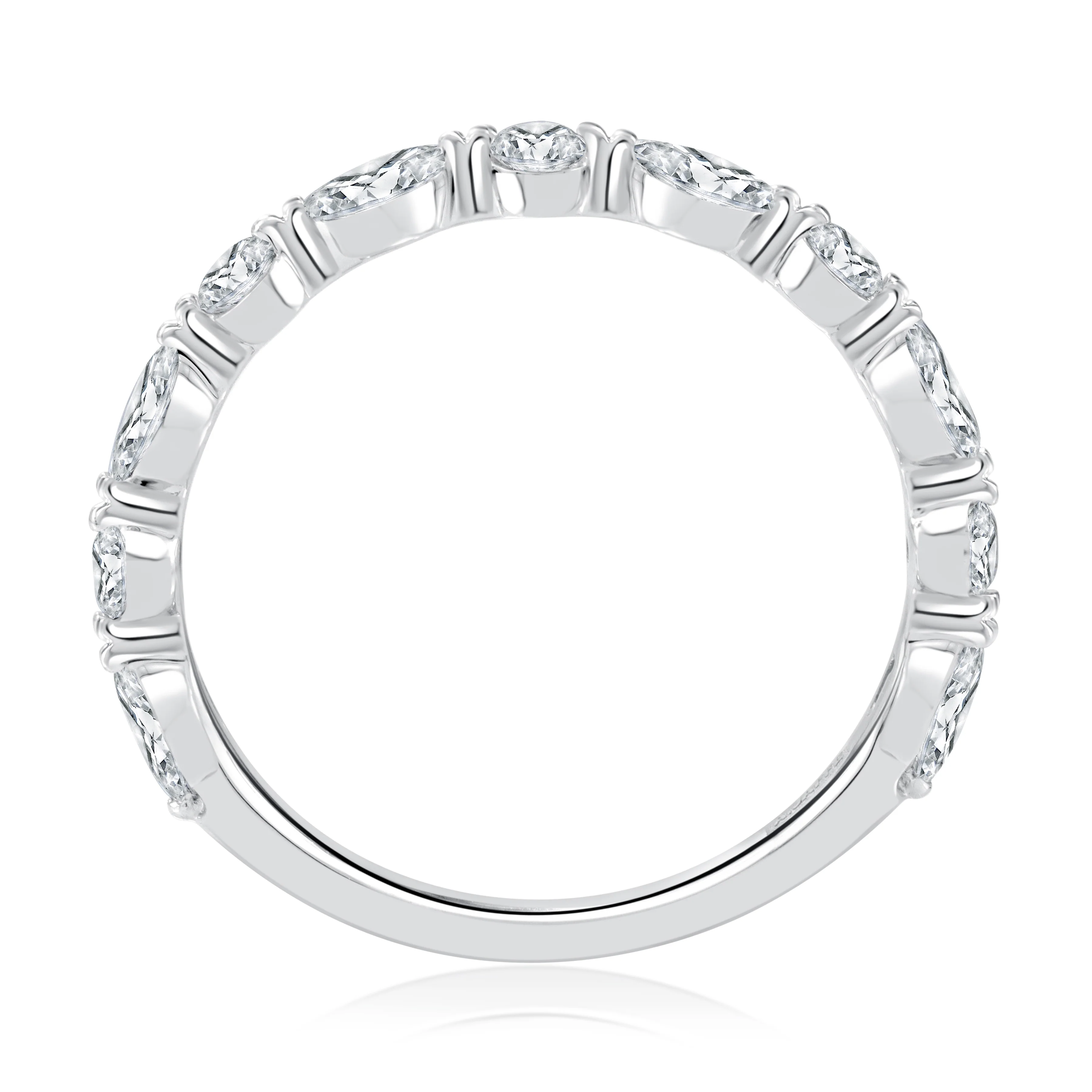 0.67ctw Alternating Round and Marquise Diamond Band - Image 3