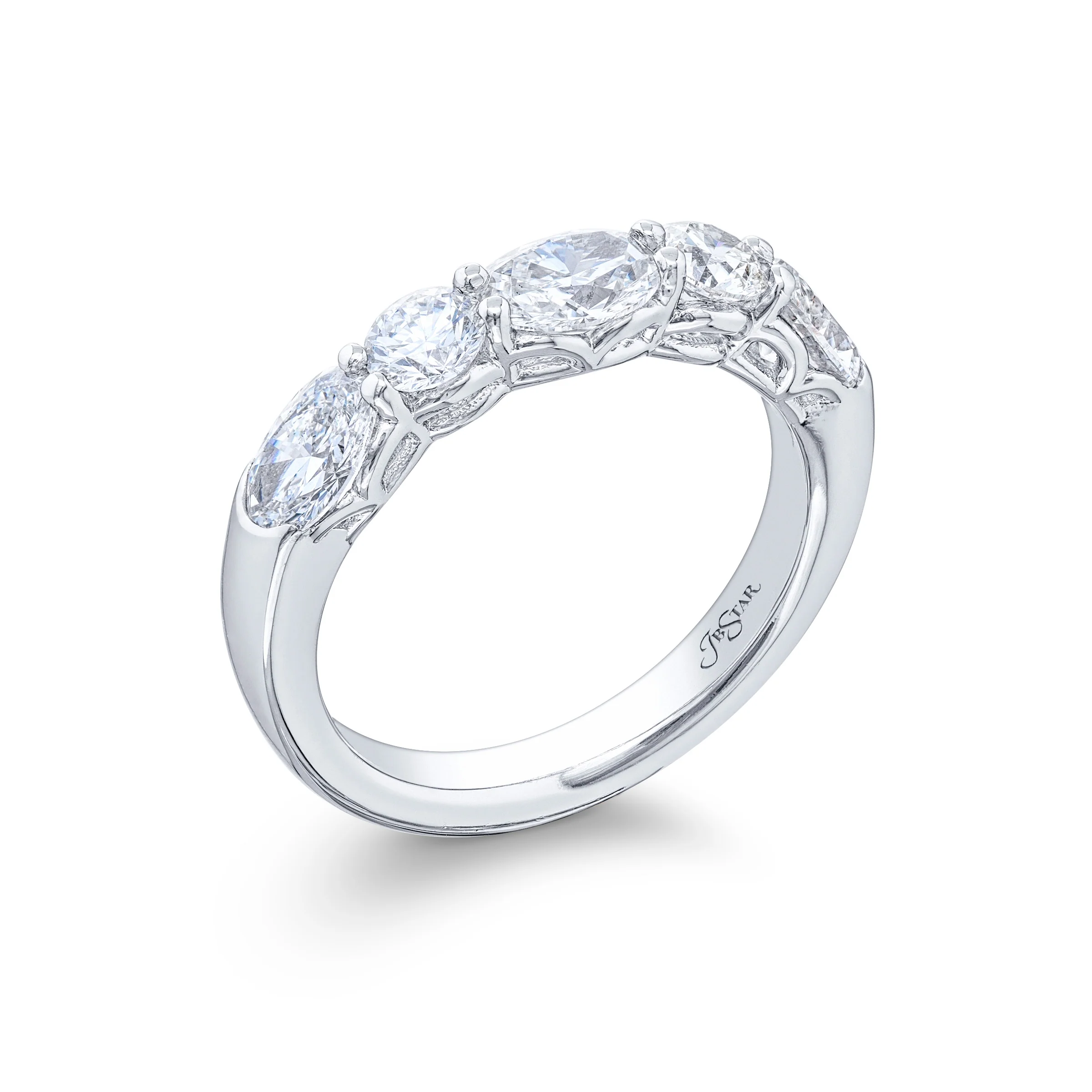 1.80ctw Oval and Round Diamond Band - Image 2
