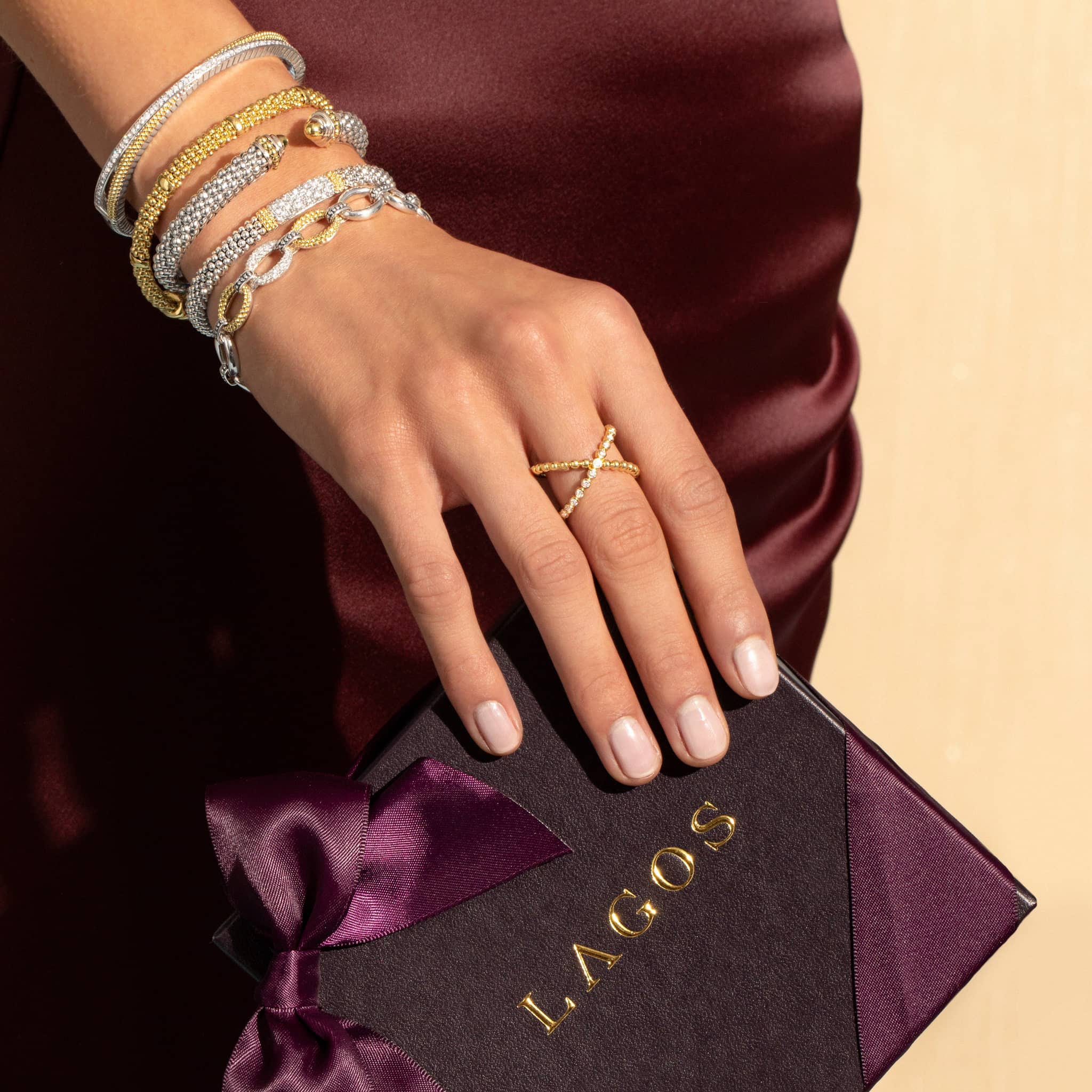 18K Gold X Diamond Ring - Image 4