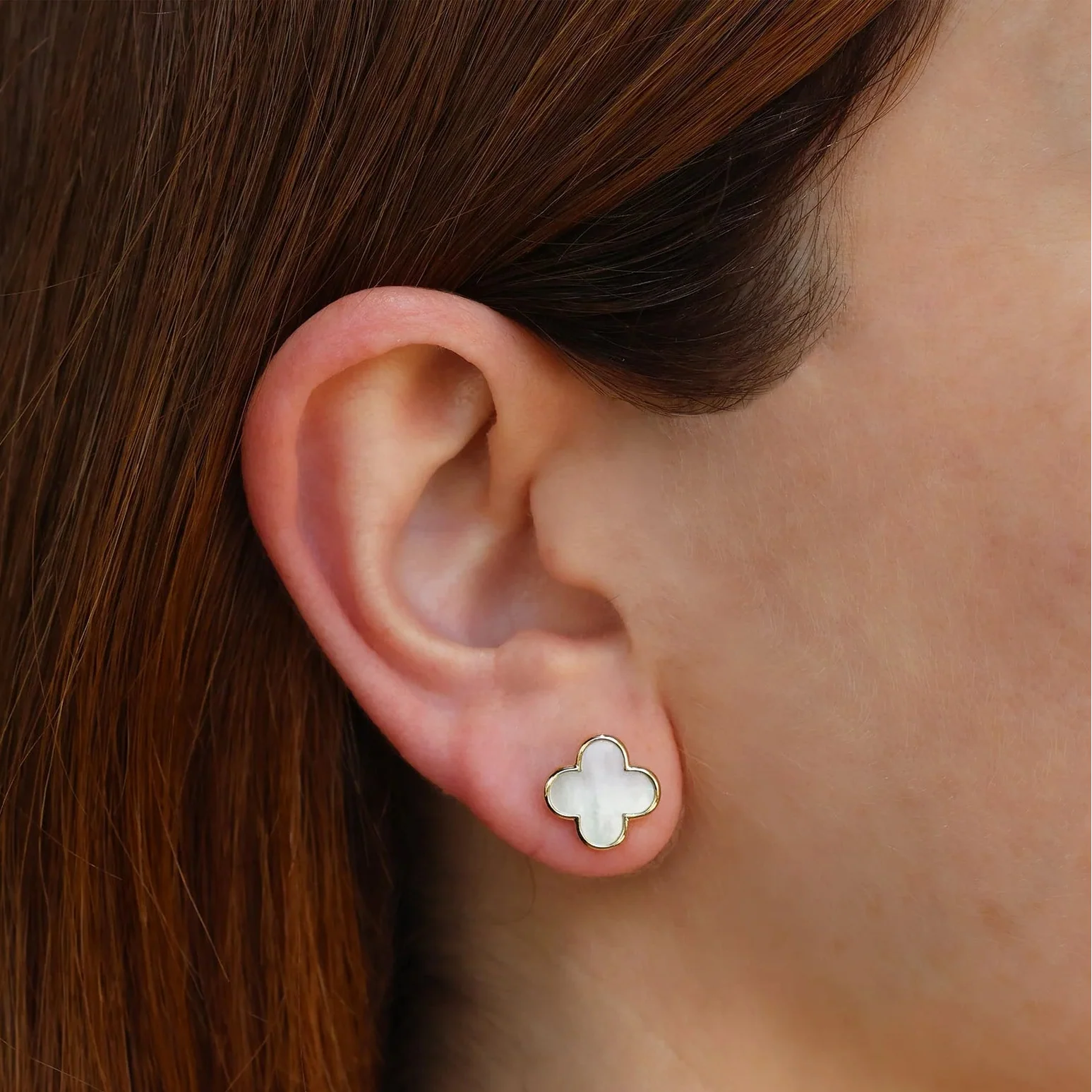 2.37ctw Mother of Pearl Clover Stud Earring - Image 2