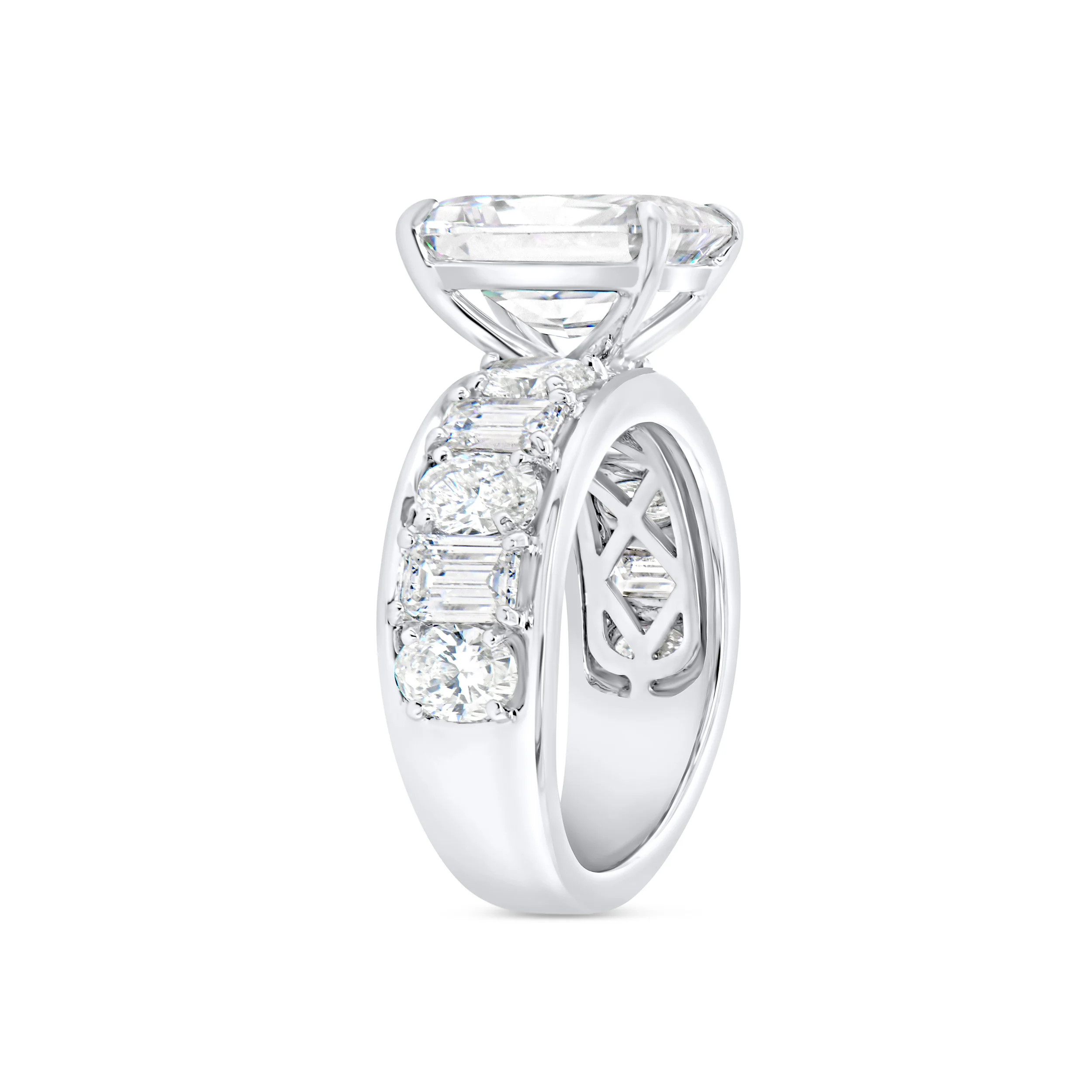 2.63ctw Emerald and Oval Diamond Engagement Ring - Image 2