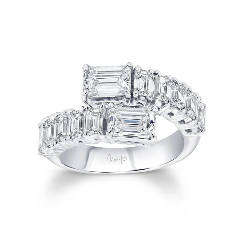 3.49ctw Emerald Cut Diamond Ring - Image 2