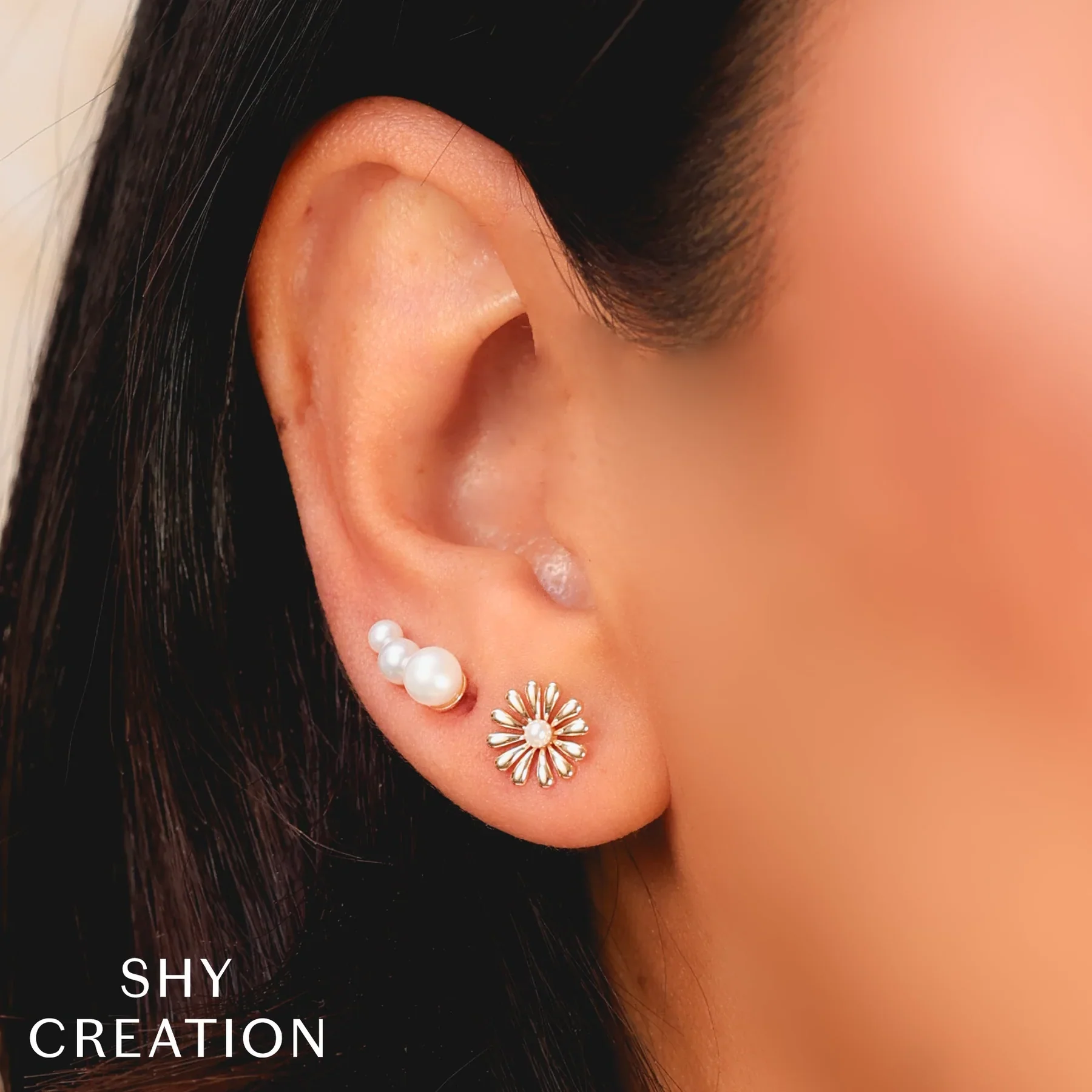 Cultured Pearl Stud Earring - Image 2
