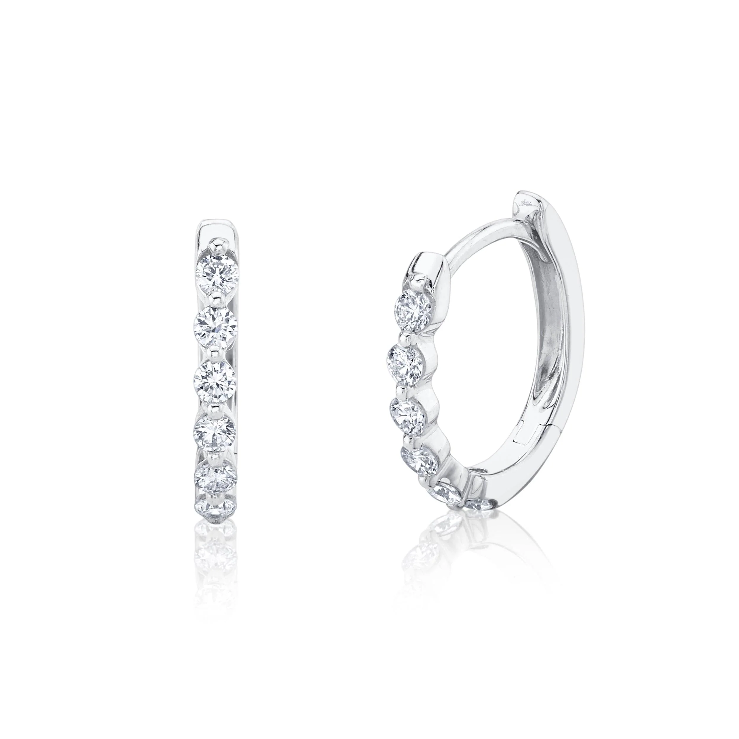 0.26ctw Diamond Huggie Earring