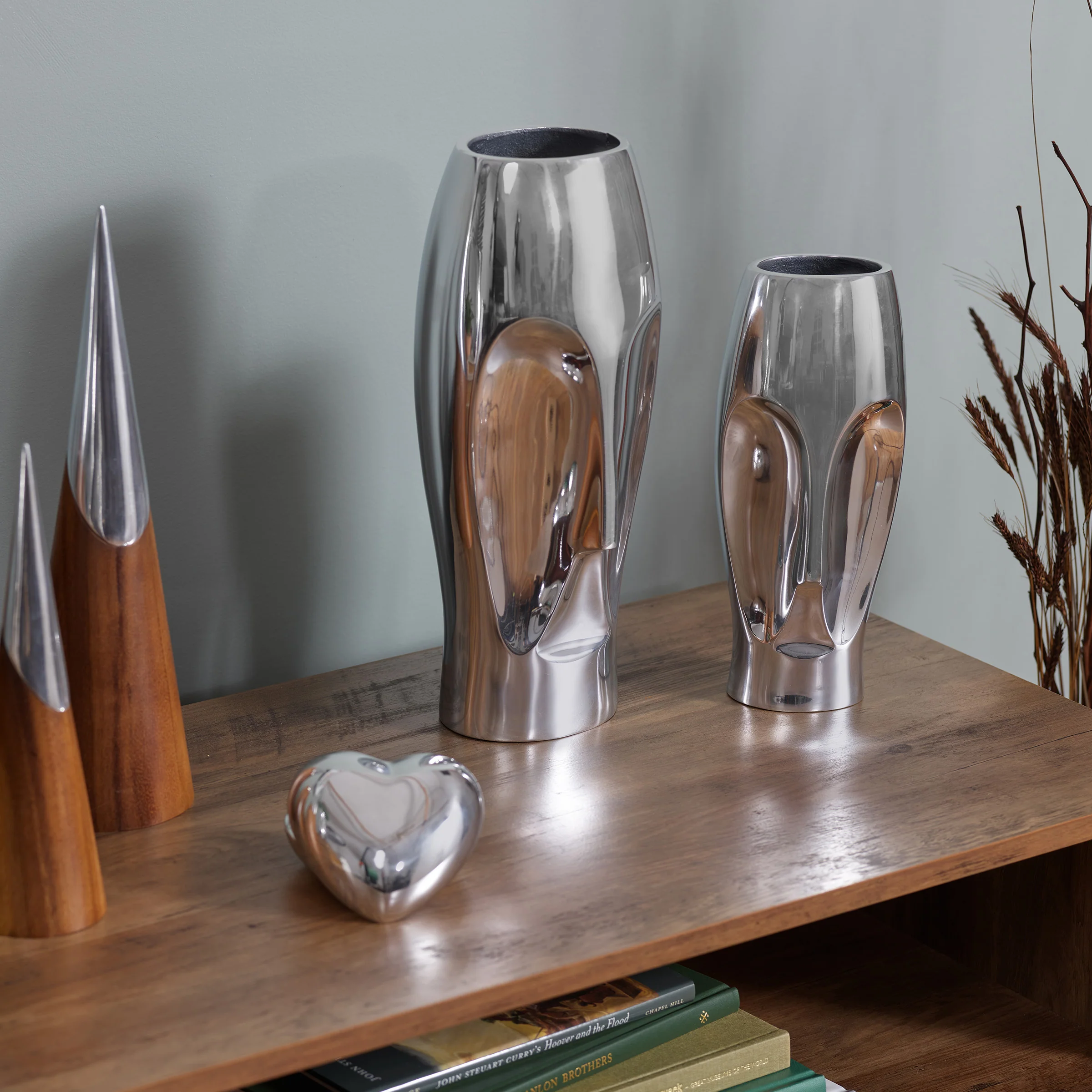 Face Vase - Small - Image 3
