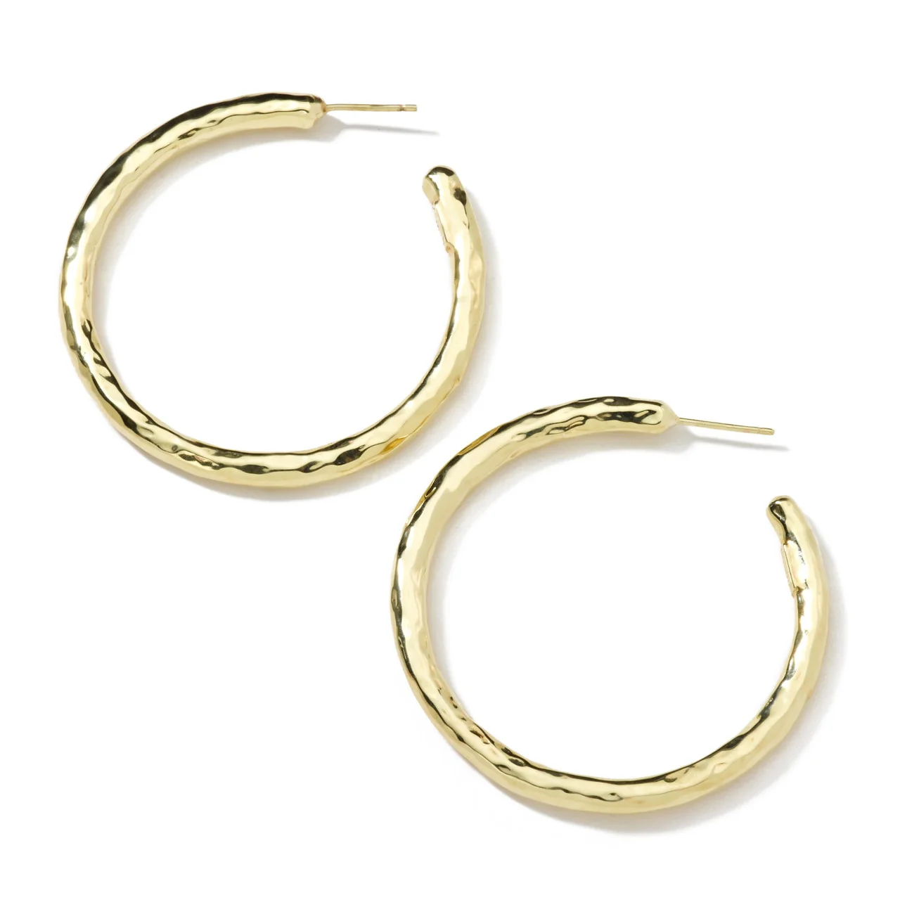 Medium Hammered Hoop Earrings in 18K Gold - Image 3