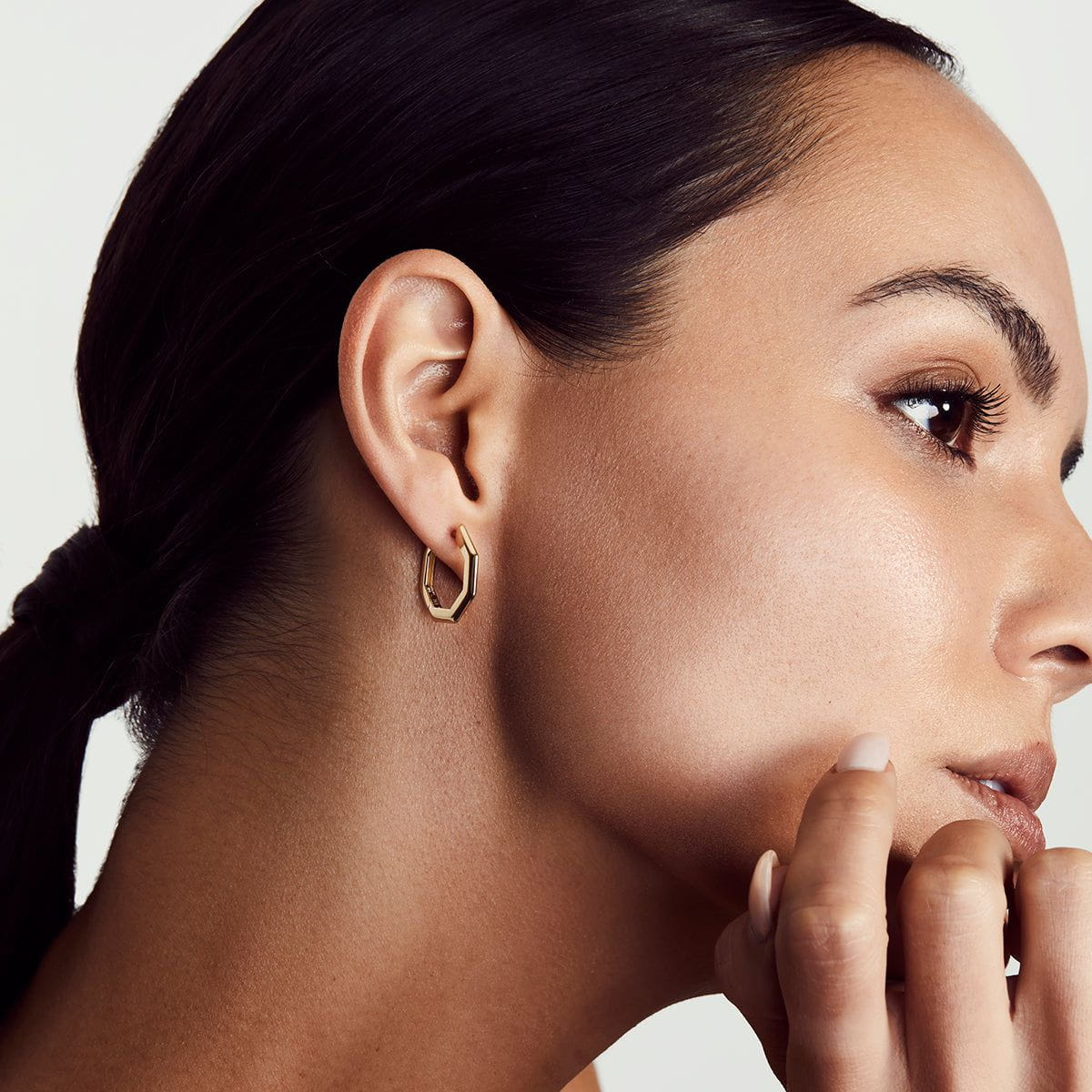 Medium Octave Knifed Hoop Earrings - Image 2
