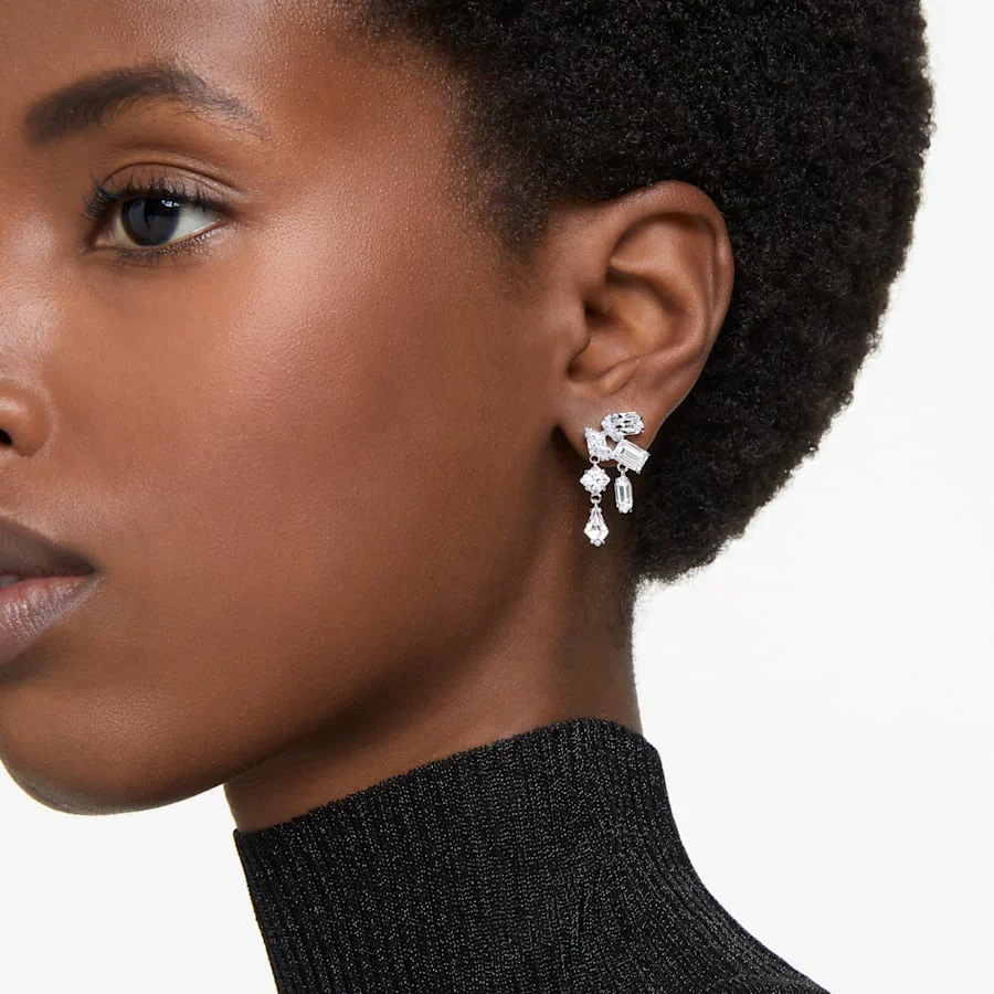 Mesmera Drop Earrings - Image 2