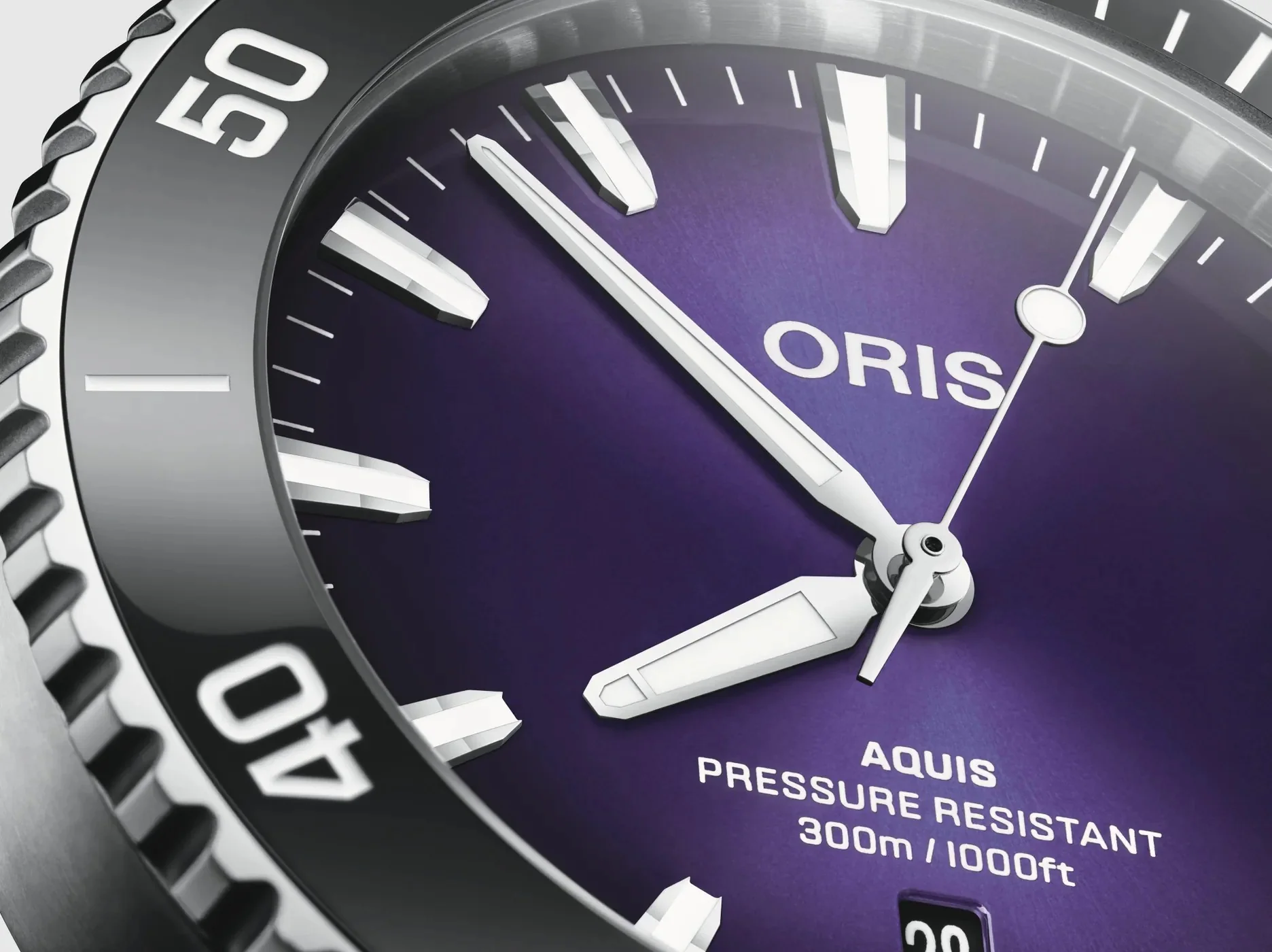ORIS Aquis Date Taste of Summer 43.50MM - Image 2