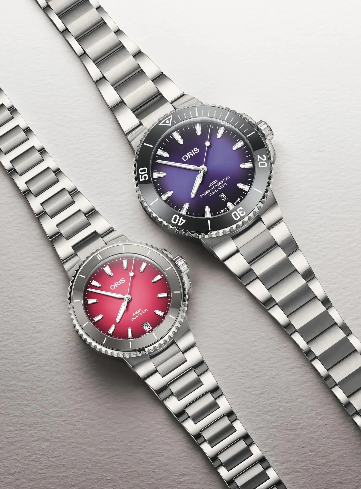 ORIS Aquis Date Taste of Summer 36.50MM - Image 3