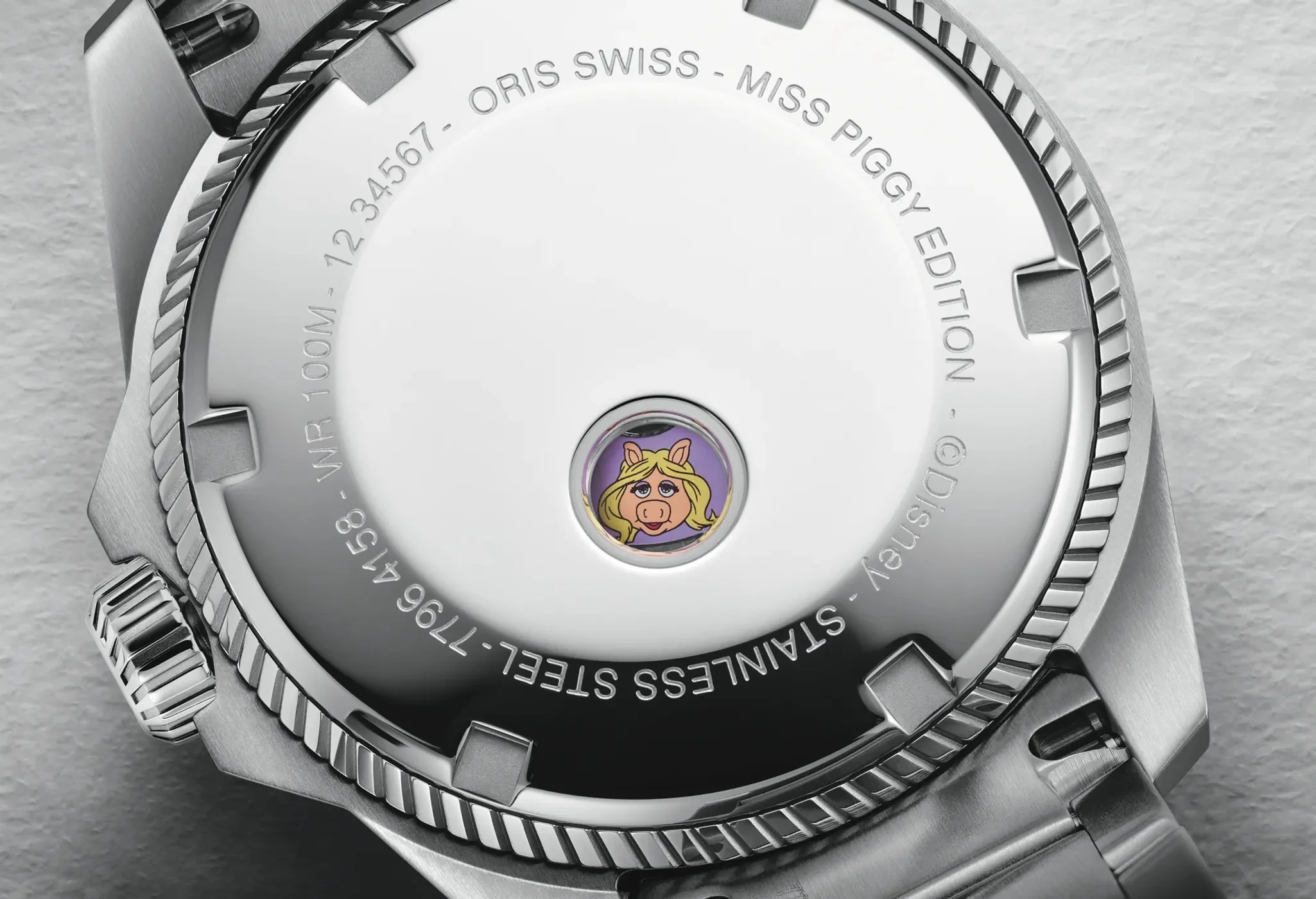 ORIS ProPilot X Miss Piggy Edition - Image 2