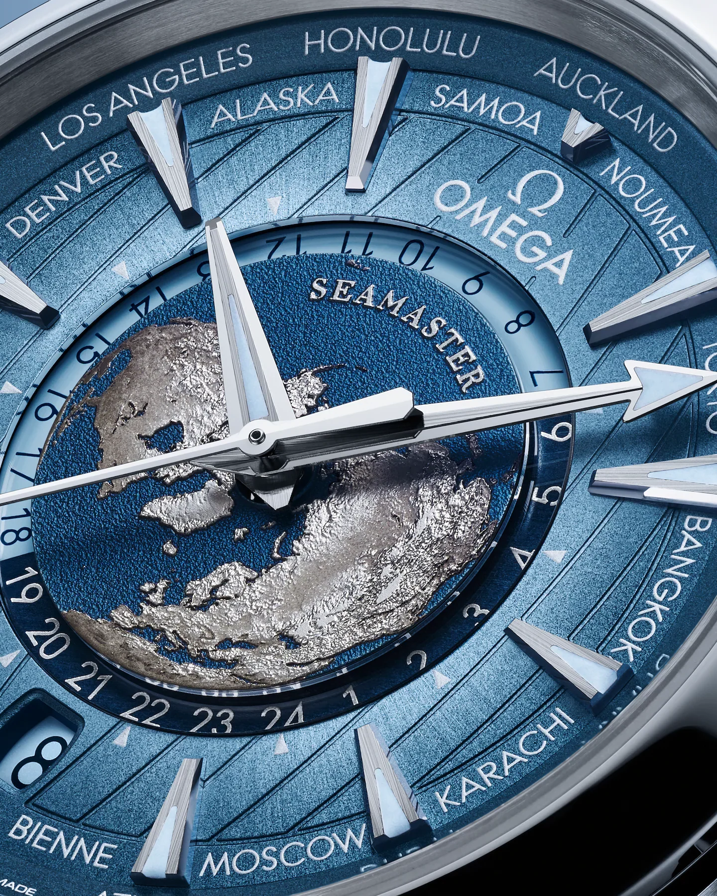 Seamaster Aqua Terra 150M Co-Axial Master Chronometer GMT Worldtimer 43 MM - Image 3