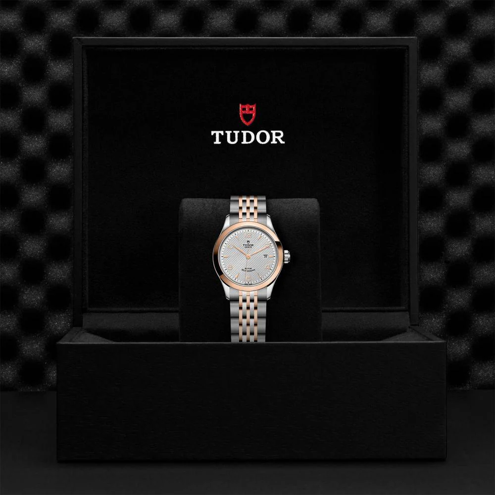 TUDOR 1926 28mm Steel and Rose Gold - Image 3