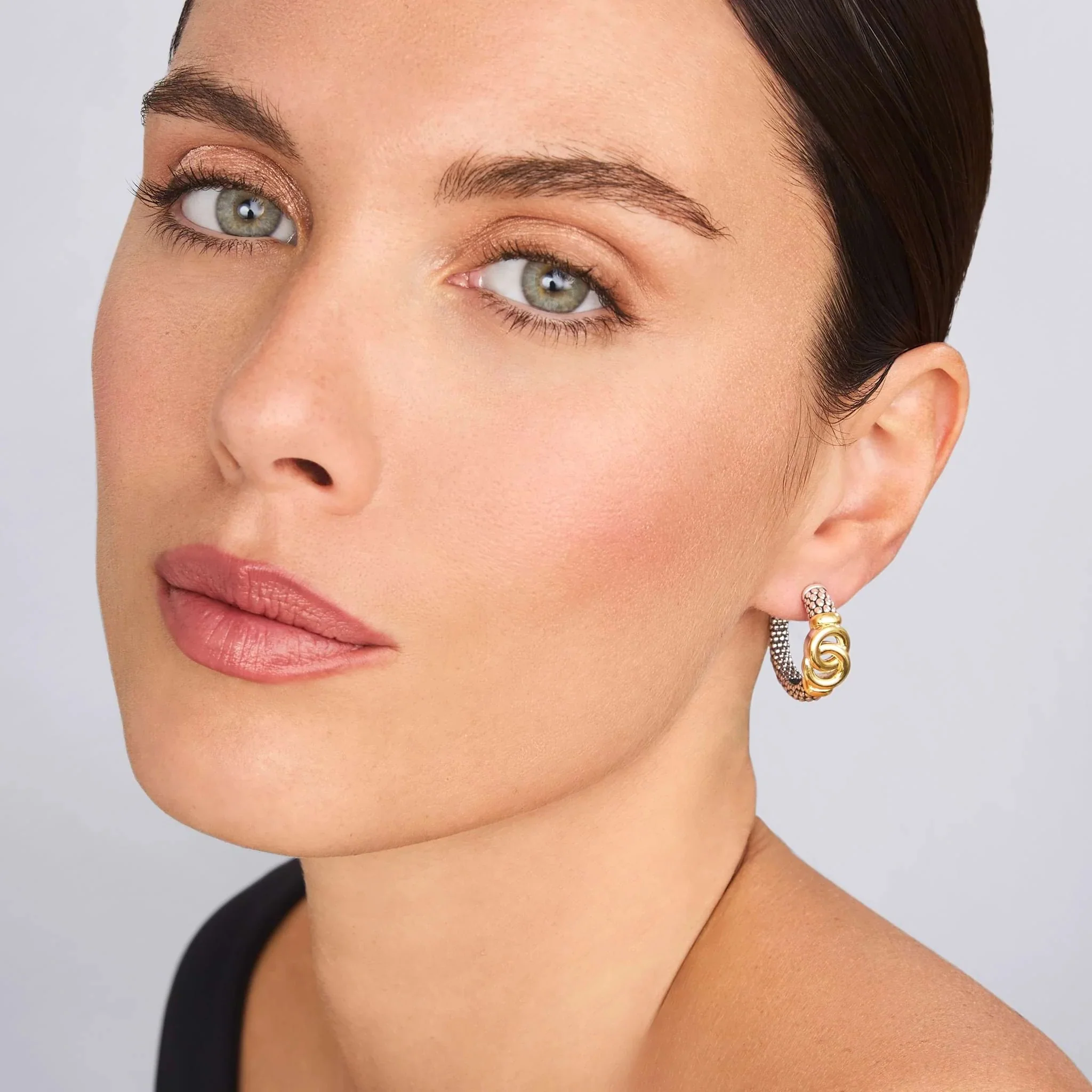 Two-Tone Interlocking Caviar Hoop Earrings - Image 2