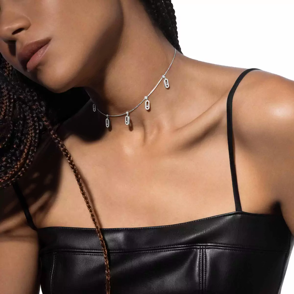 0.61ctw White Gold Diamond Pavé Drop Pendant Choker - Image 3